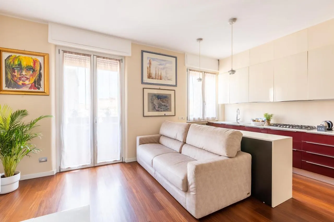 Rosselli 13 Milan Apartment 0*,  Italy